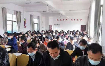 乡村医生证能换成执业医师吗-乡村医生证换执业医师证