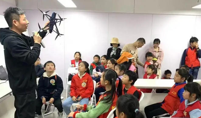 沙坪坝无人机驾驶证培训多长时间啊-沙坪坝无人机驾驶证培训时长？