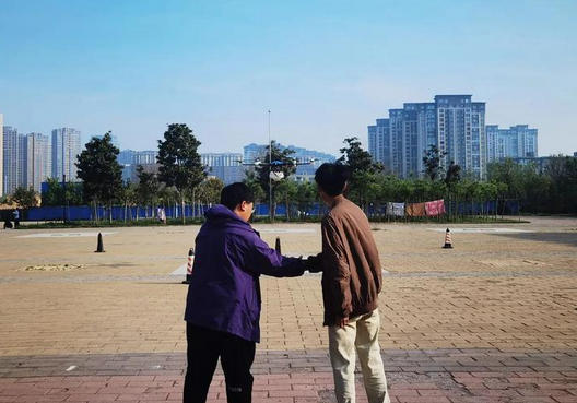 嘉 兴无人机驾驶员证怎么考