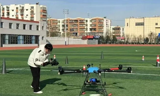 广 州无人机驾驶证几月考