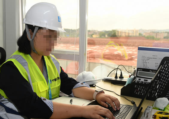 建 筑工程资料员报考条件