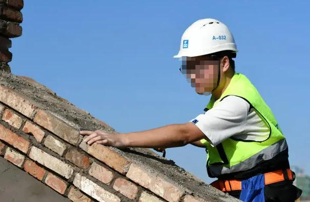 施 工员证书怎么查看