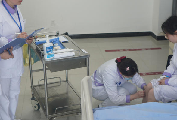 来宾正规中医按摩培训学校及费用-正规中医按摩培训学校费用