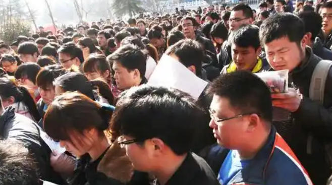 阿 克苏考临床执业医师条件